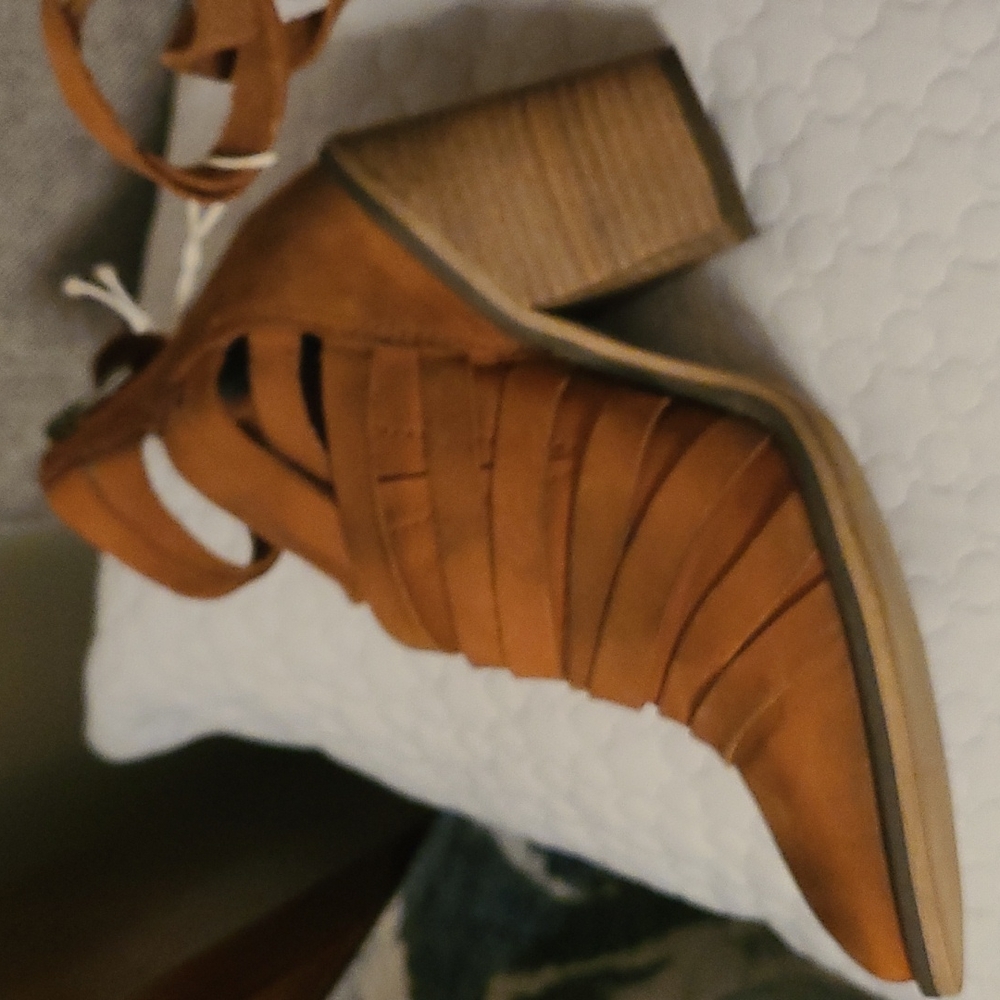 Booties - Picture 5 of 5